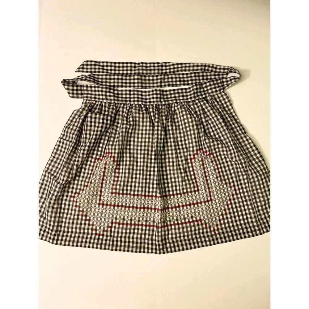 Vintage Black White and Red Checkered Half Apron One Pocket Tie Back